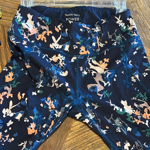 Sweaty Betty Leggings - Picture 5 of 6